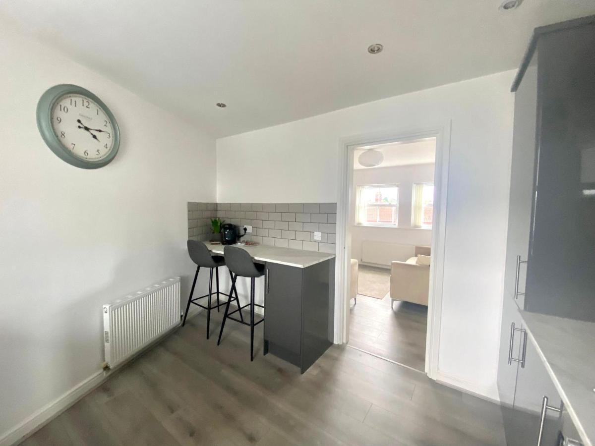Lovely Stylish Apartment Near Penny Lane! Free Parking Liverpool Buitenkant foto