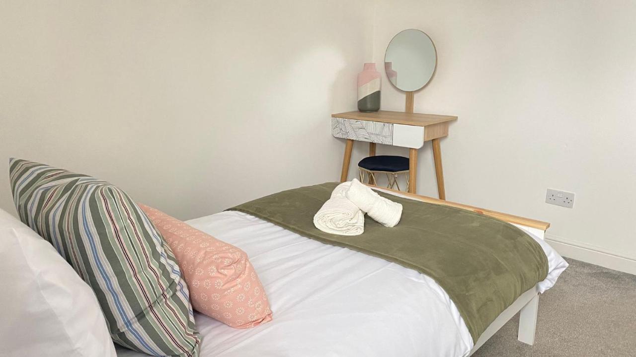 Lovely Stylish Apartment Near Penny Lane! Free Parking Liverpool Buitenkant foto