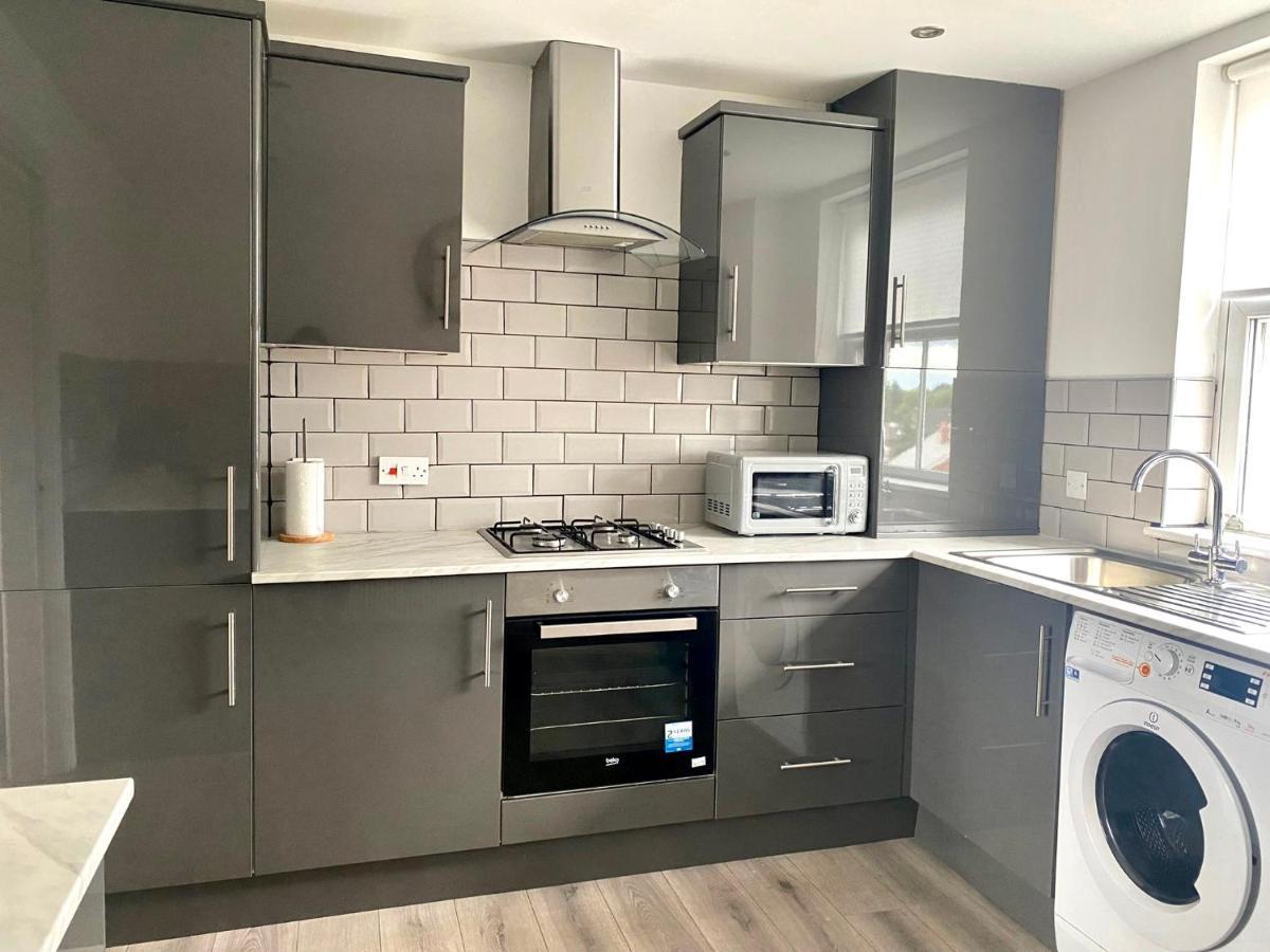 Lovely Stylish Apartment Near Penny Lane! Free Parking Liverpool Buitenkant foto