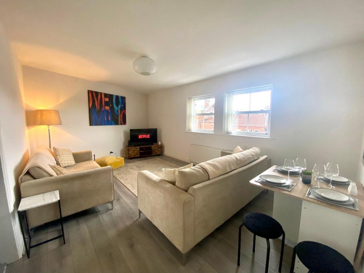 Lovely Stylish Apartment Near Penny Lane! Free Parking Liverpool Buitenkant foto